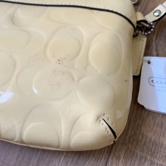Coach Ivory Cream C Optic Patent Wristlet Clutch - Picture 7 of 11